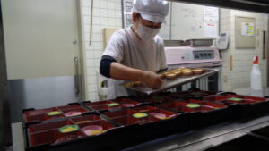 厨房の様子。イベント時は大忙し!美味しく食べていただけますように♪